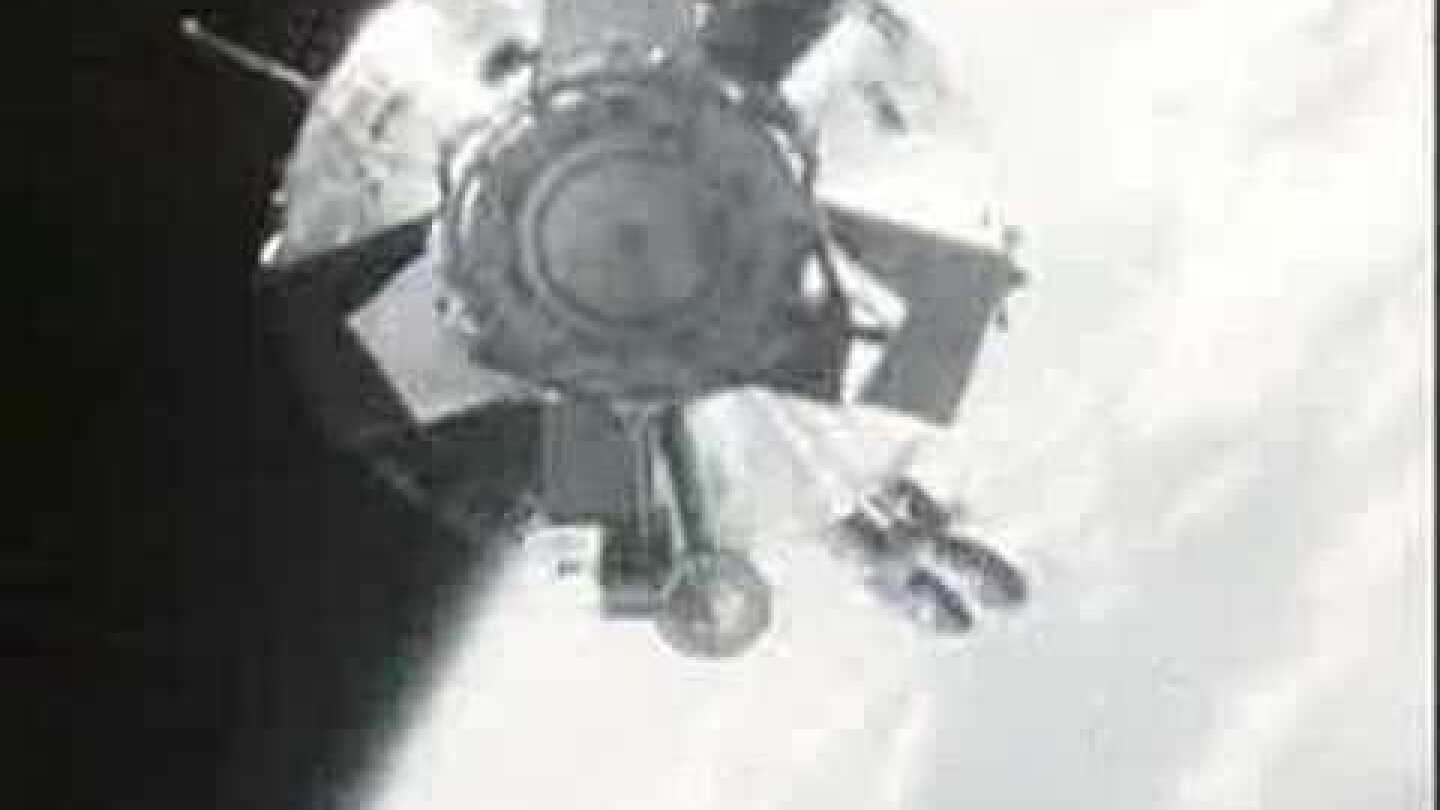 1975: Apollo-Soyuz (NASA/USSR)