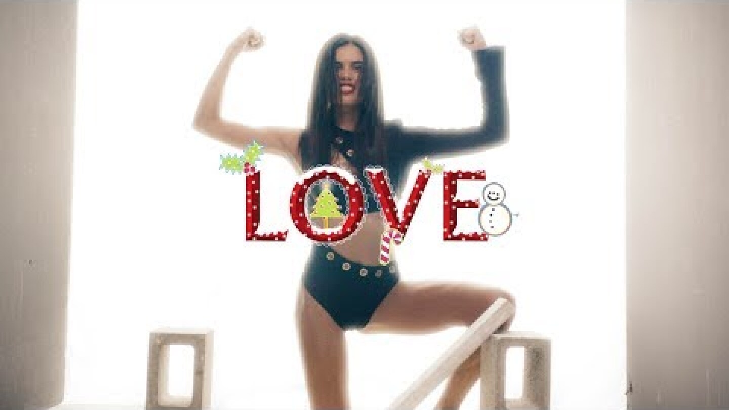 6th December | Sara Sampaio by Phil Poynter | Love Advent 2017