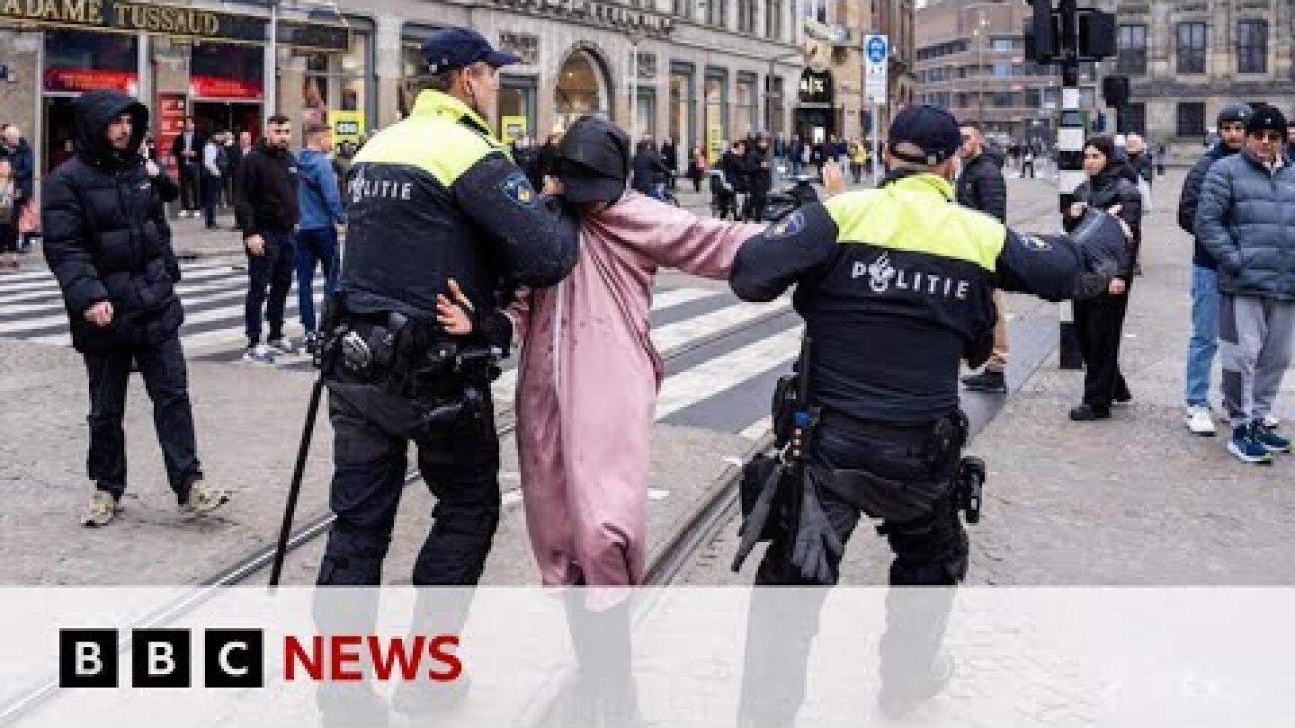 Israeli football fans attacked in Amsterdam, officials say | BBC News