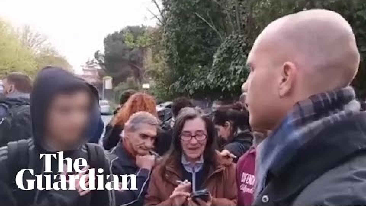 Boy confronts far-right activists protesting against Roma refugees in Italy