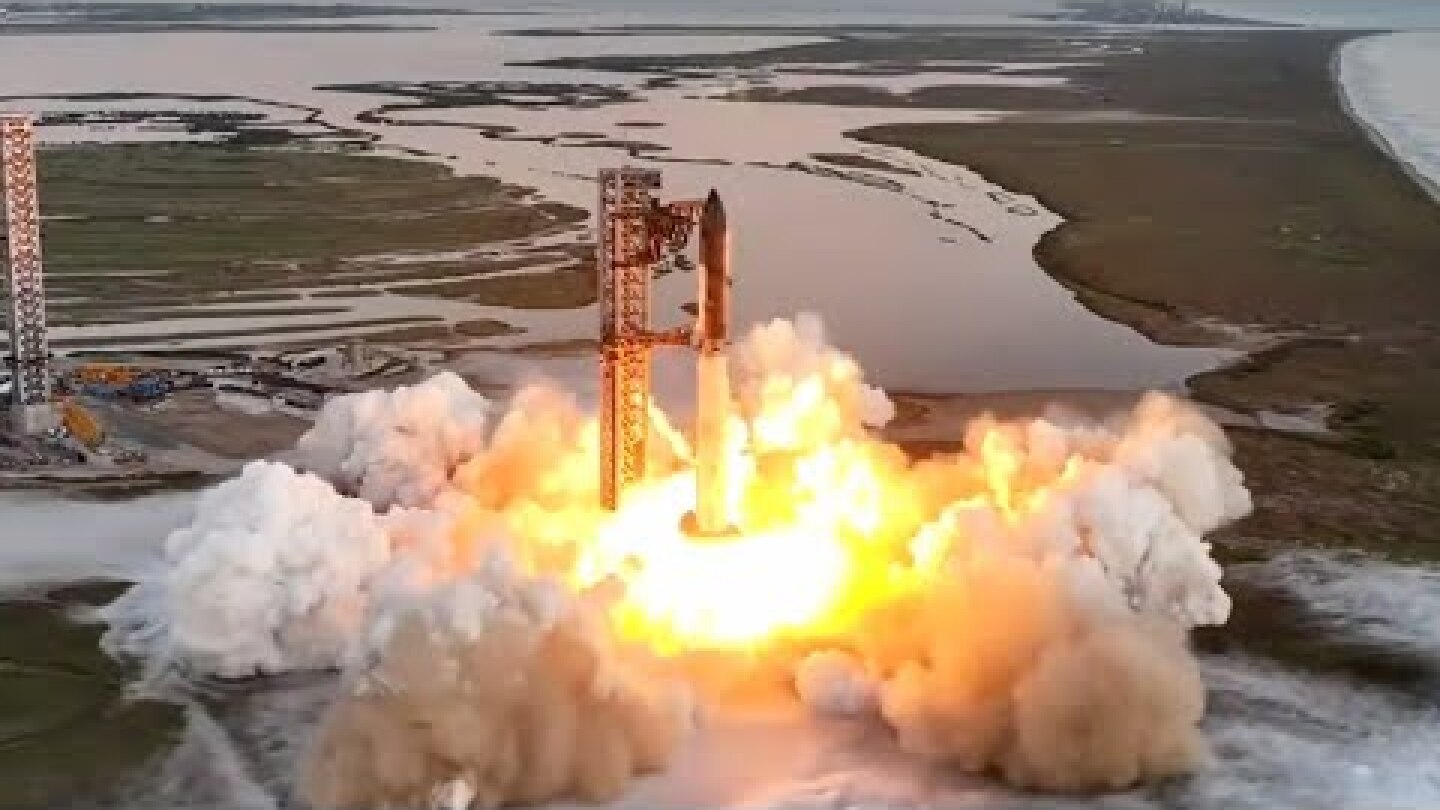 Blastoff! SpaceX Starship launches on 5th flight, nails 'chopsticks' booster catch!