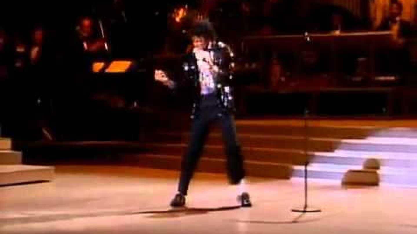 Moonwalk - Michael Jackson - Billie Jean - The First Moonwalk King Of Pop