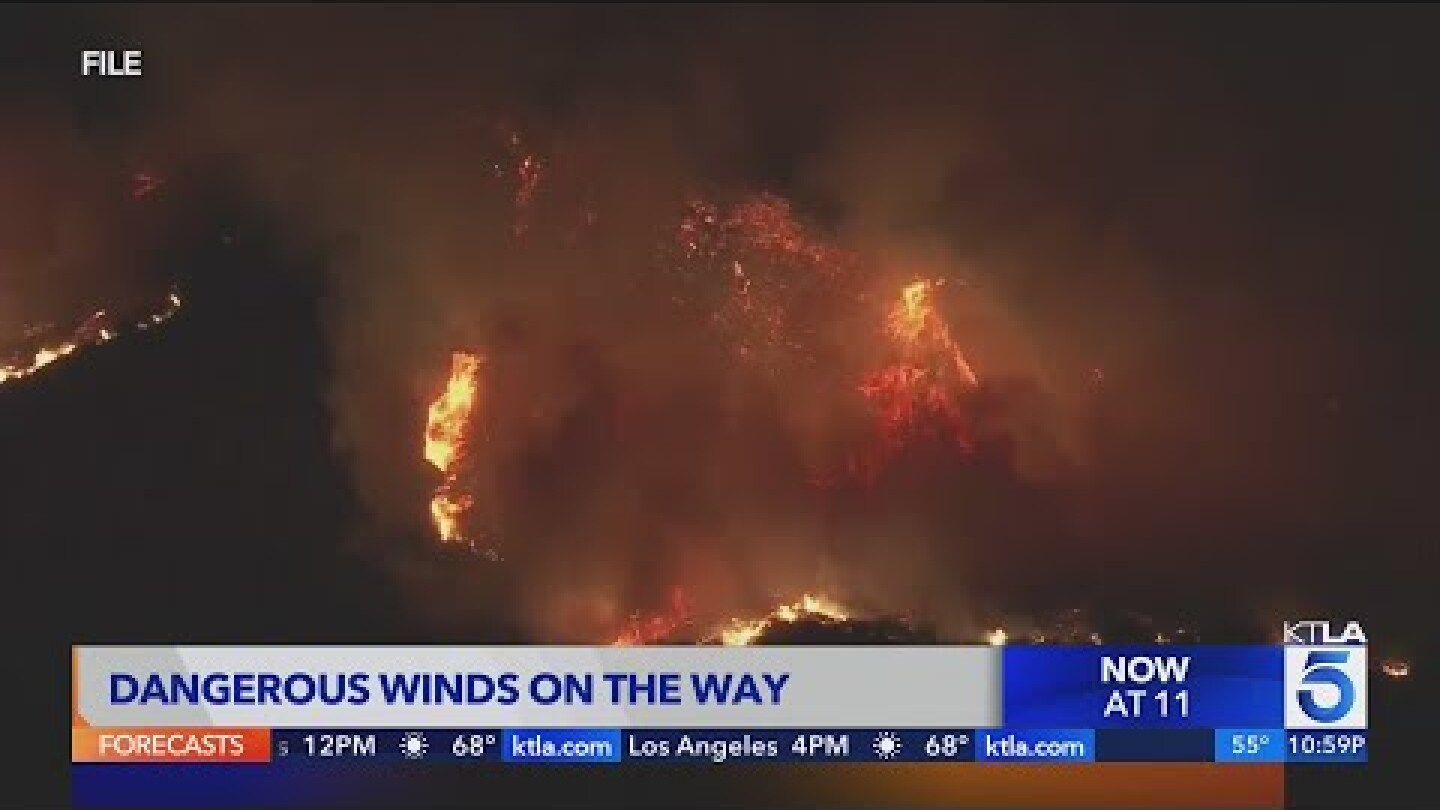 Dangerous Santa Ana winds hit Southern California