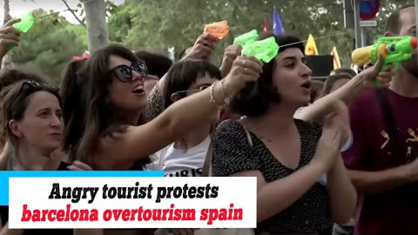 News: Angry mob of 'anti-tourism' protesters use water pistols to drench foreign visitors at...