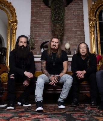 Dream Theater: Υπάρχουν πολλοί μουσικοί αλλά νιώθεις πως δεν υπάρχουν συγκροτήματα