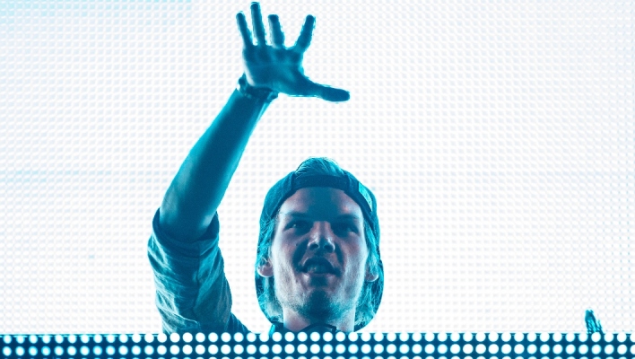 Avicii: «Ήταν πια σαν ζόμπι» – Το ντοκιμαντέρ για το τέλος του DJ