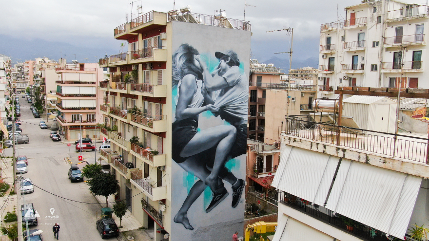 Το ArtWalk 4 γέμισε με murals την Πάτρα | Athens Voice