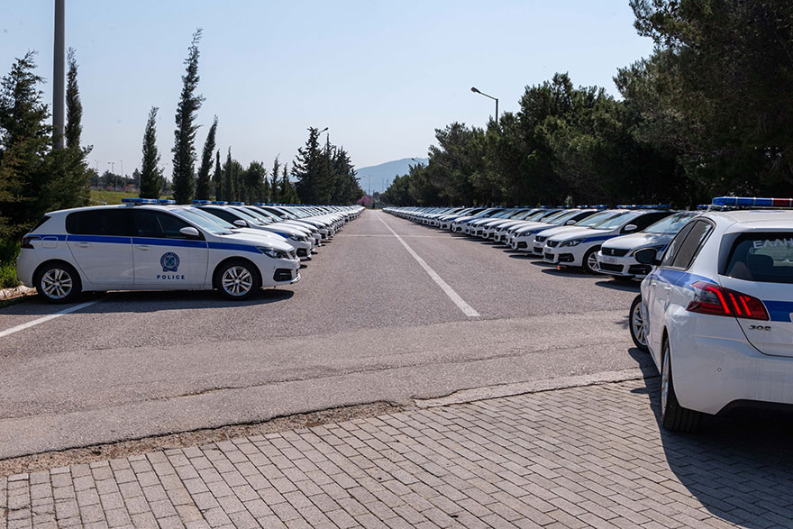 Επτά περιφέρειες ενισχύονται με 264 νέα περιπολικά 